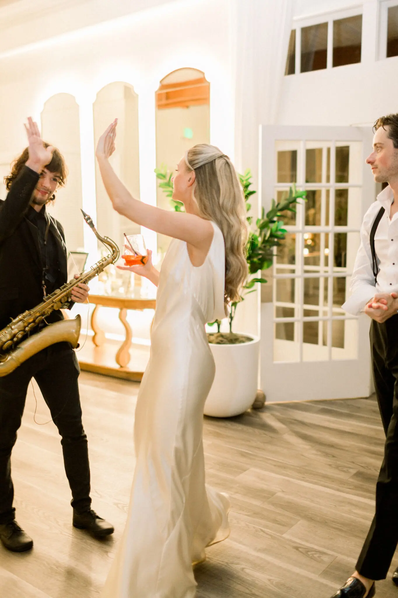 Kelly Dillon Wedding Photographer KellyDillonPhotographyWychmereWeddingPhotographyCapeCodWeddingPhotographerCapeCodWeddingPhotography196 scaled