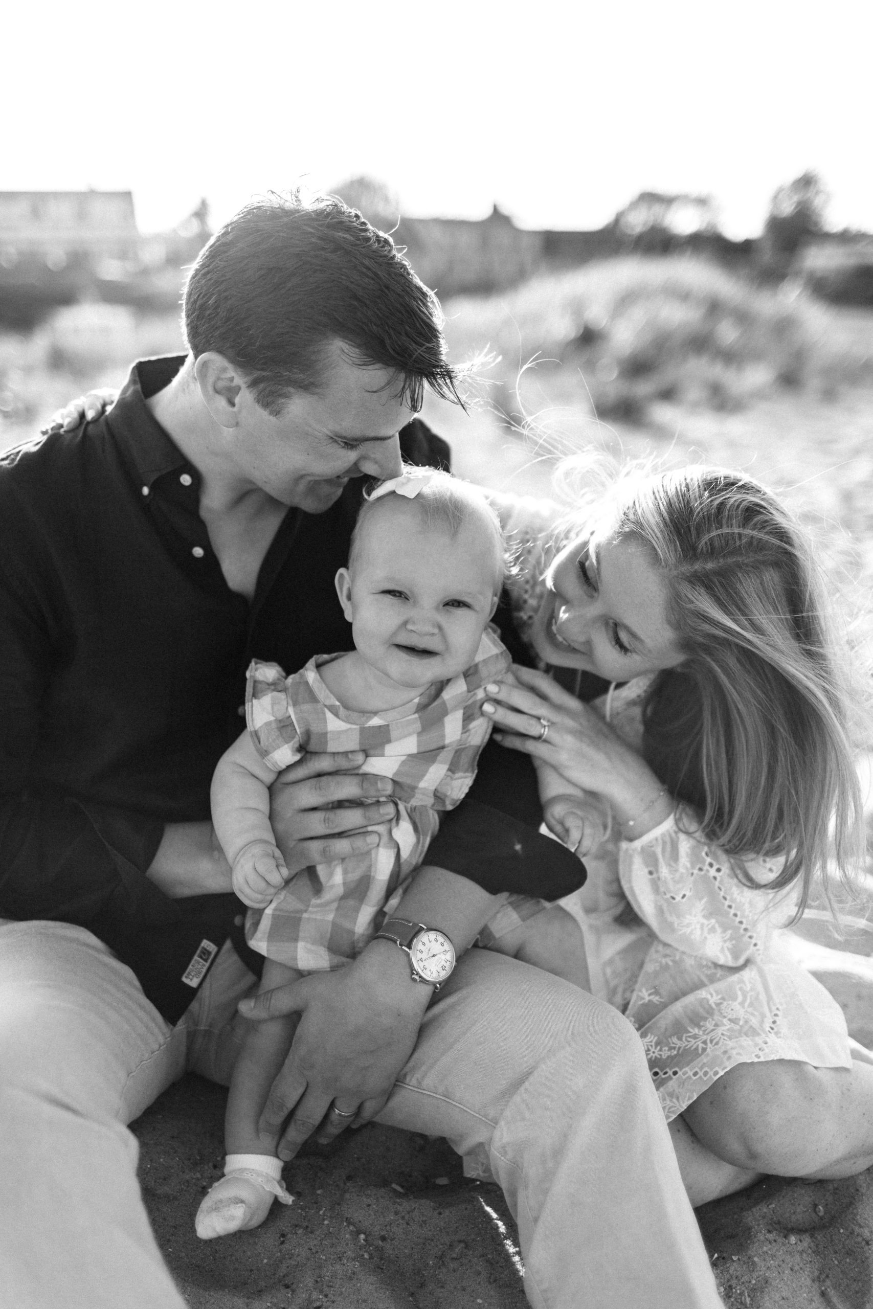 The Dates Chatham Bars Inn Cape Cod Family Photography 12 Kelly Dillon Wedding Photographer KellyDillonPhotographyChathamBarsInnFamilySessionCapeCodFamilyPhotogapherCapeCodWeddingPhotography12 scaled