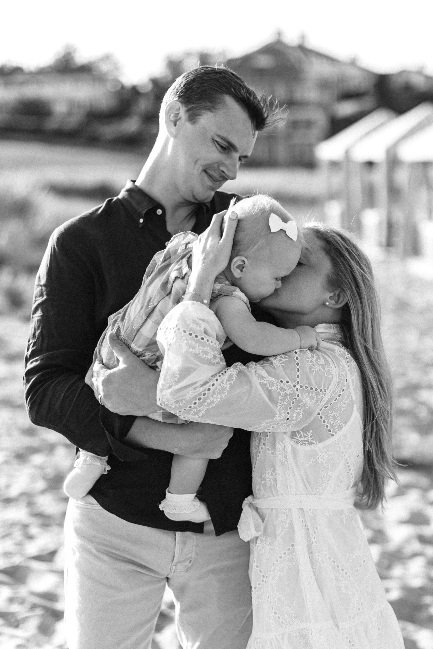 The Dates Chatham Bars Inn Cape Cod Family Photography 6 Kelly Dillon Wedding Photographer KellyDillonPhotographyChathamBarsInnFamilySessionCapeCodFamilyPhotogapherCapeCodWeddingPhotography17 scaled
