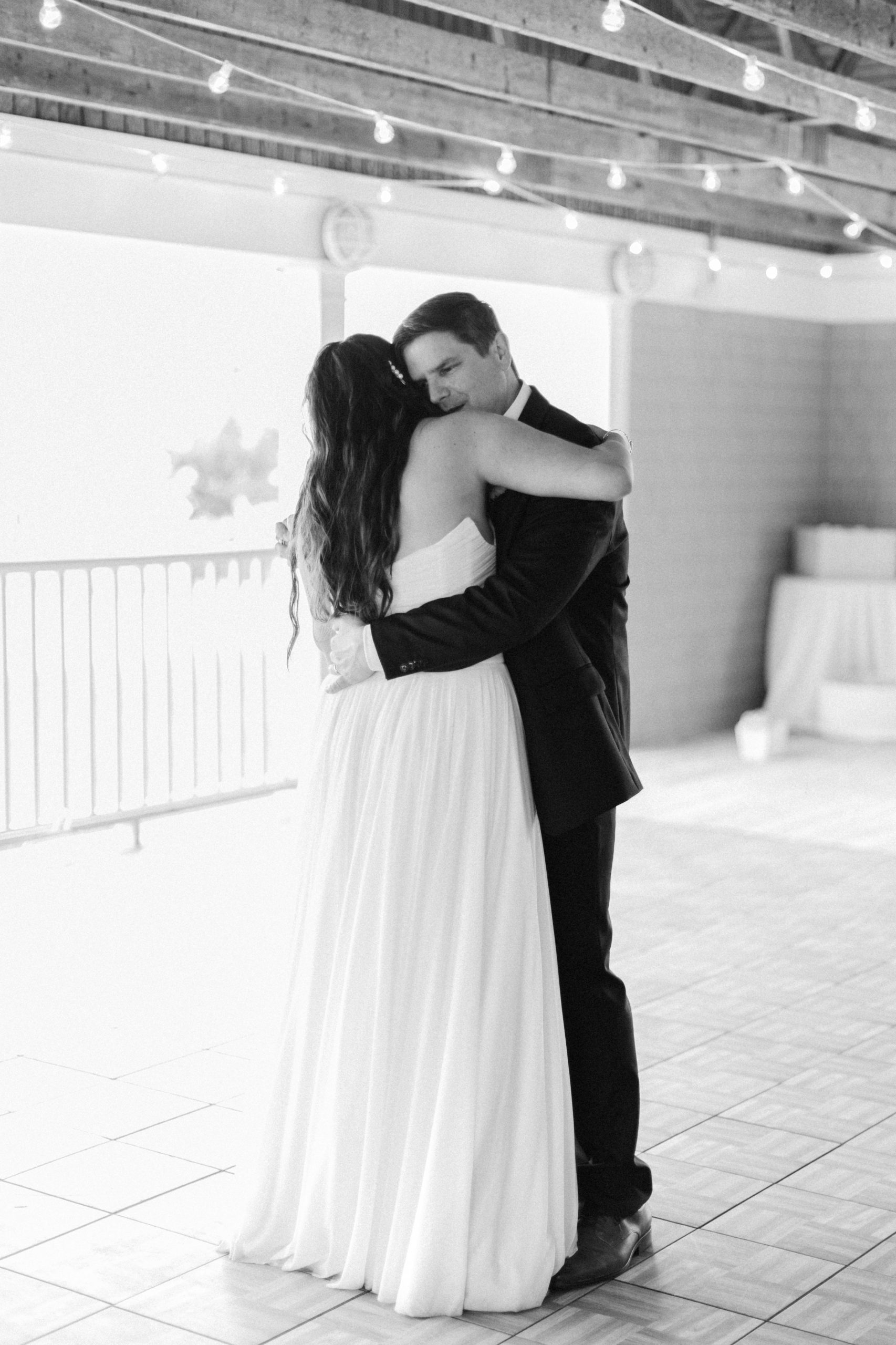 Kelly Dillon Wedding Photographer KellyDillonPhotographyShiningTidesMattapoisettCapeCodWeddingPhotogapherCapeCodWeddingPhotography69 scaled