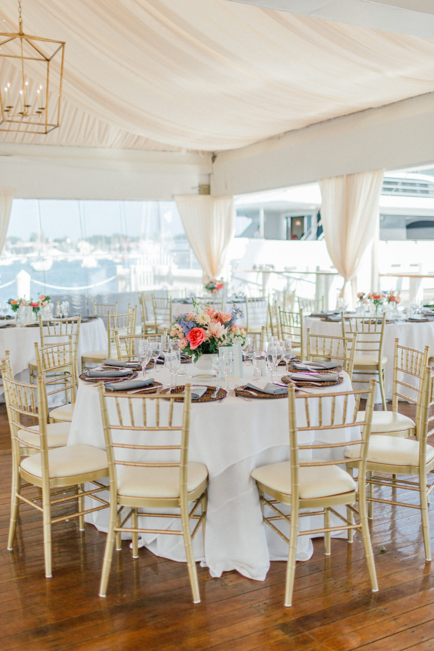 Hannah & Hunter Regatta Place Newport, RI Wedding 111 Kelly Dillon Wedding Photographer KellyDillonPhotographyRegattaPlaceWeddingPhotographyNewportRIWeddingPhotographyNewportRIWeddingPhotography110 scaled