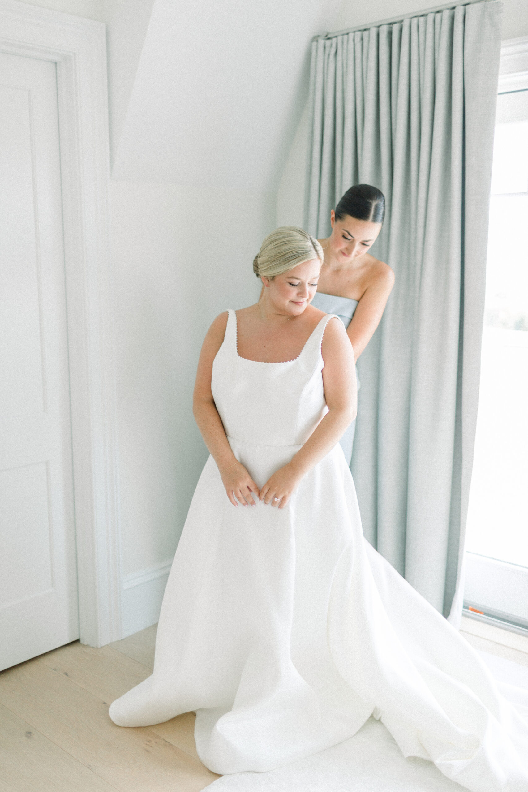 Hannah & Hunter Regatta Place Newport, RI Wedding 20 Kelly Dillon Wedding Photographer KellyDillonPhotographyRegattaPlaceWeddingPhotographyNewportRIWeddingPhotographyNewportRIWeddingPhotography21 scaled