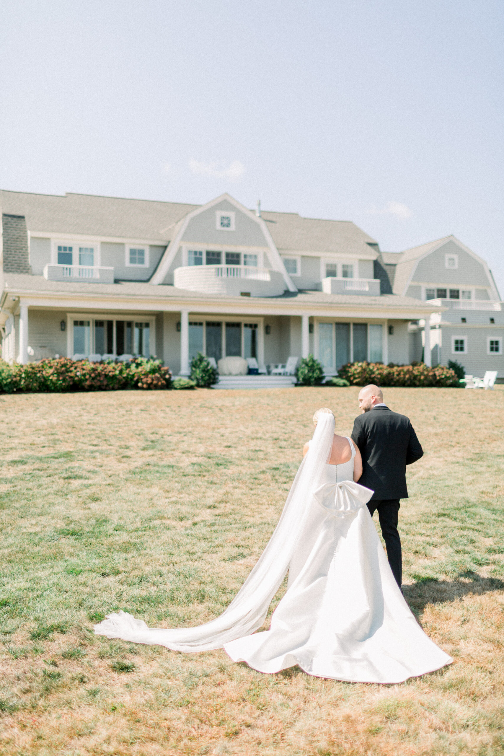 Hannah & Hunter Regatta Place Newport, RI Wedding 44 Kelly Dillon Wedding Photographer KellyDillonPhotographyRegattaPlaceWeddingPhotographyNewportRIWeddingPhotographyNewportRIWeddingPhotography46 scaled