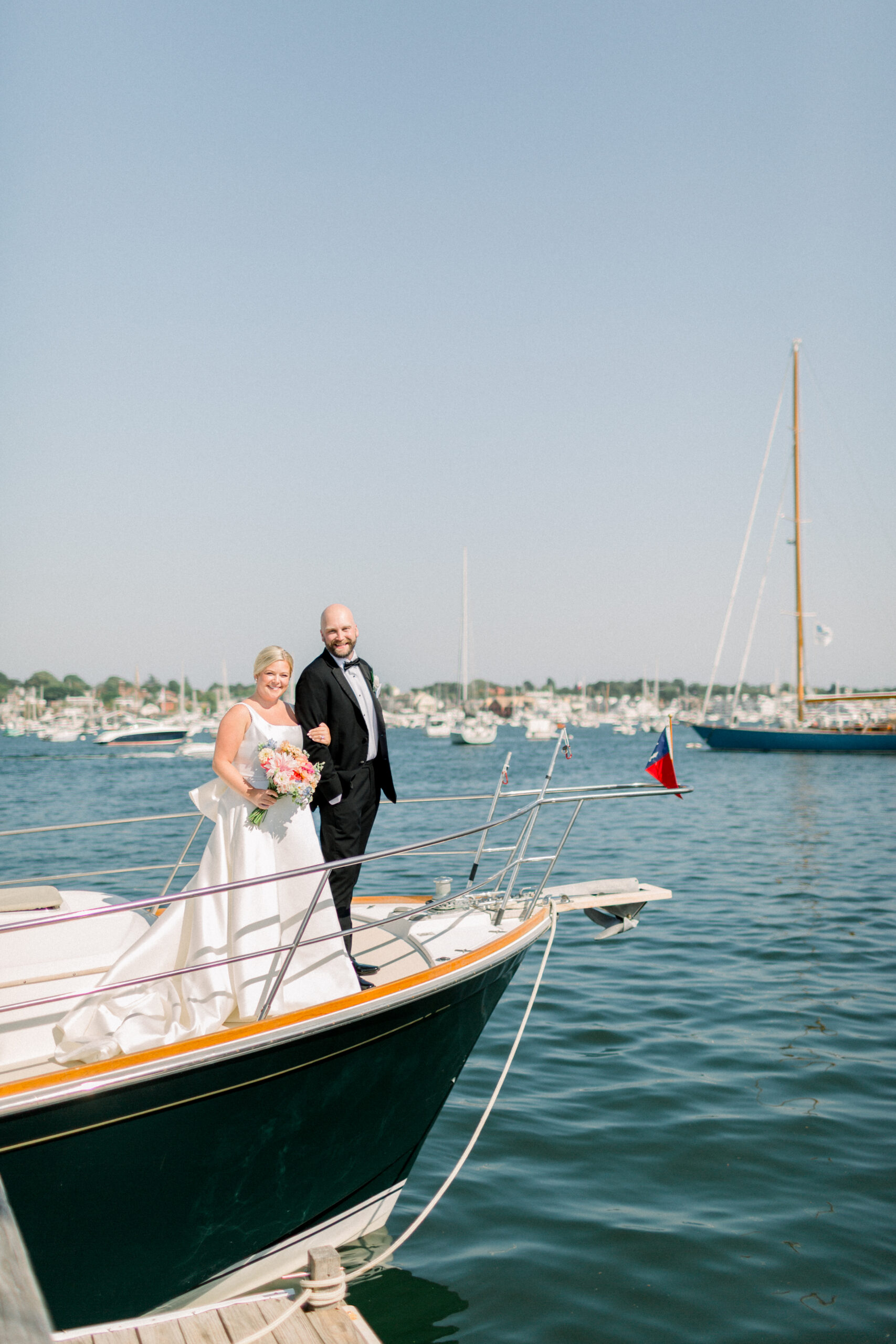 Hannah & Hunter Regatta Place Newport, RI Wedding 61 Kelly Dillon Wedding Photographer KellyDillonPhotographyRegattaPlaceWeddingPhotographyNewportRIWeddingPhotographyNewportRIWeddingPhotography61 scaled
