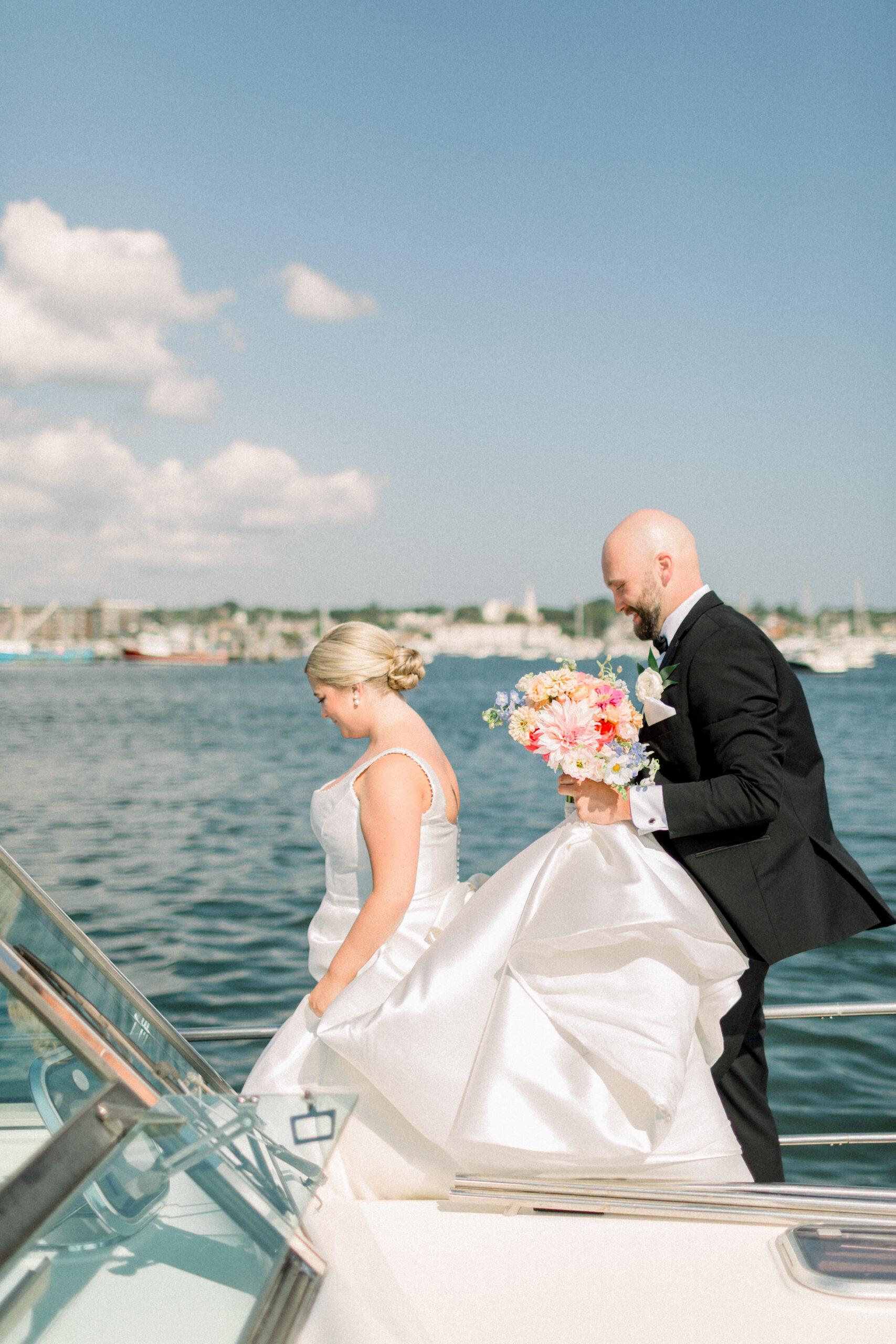 Hannah & Hunter Regatta Place Newport, RI Wedding 68 Kelly Dillon Wedding Photographer KellyDillonPhotographyRegattaPlaceWeddingPhotographyNewportRIWeddingPhotographyNewportRIWeddingPhotography68 scaled