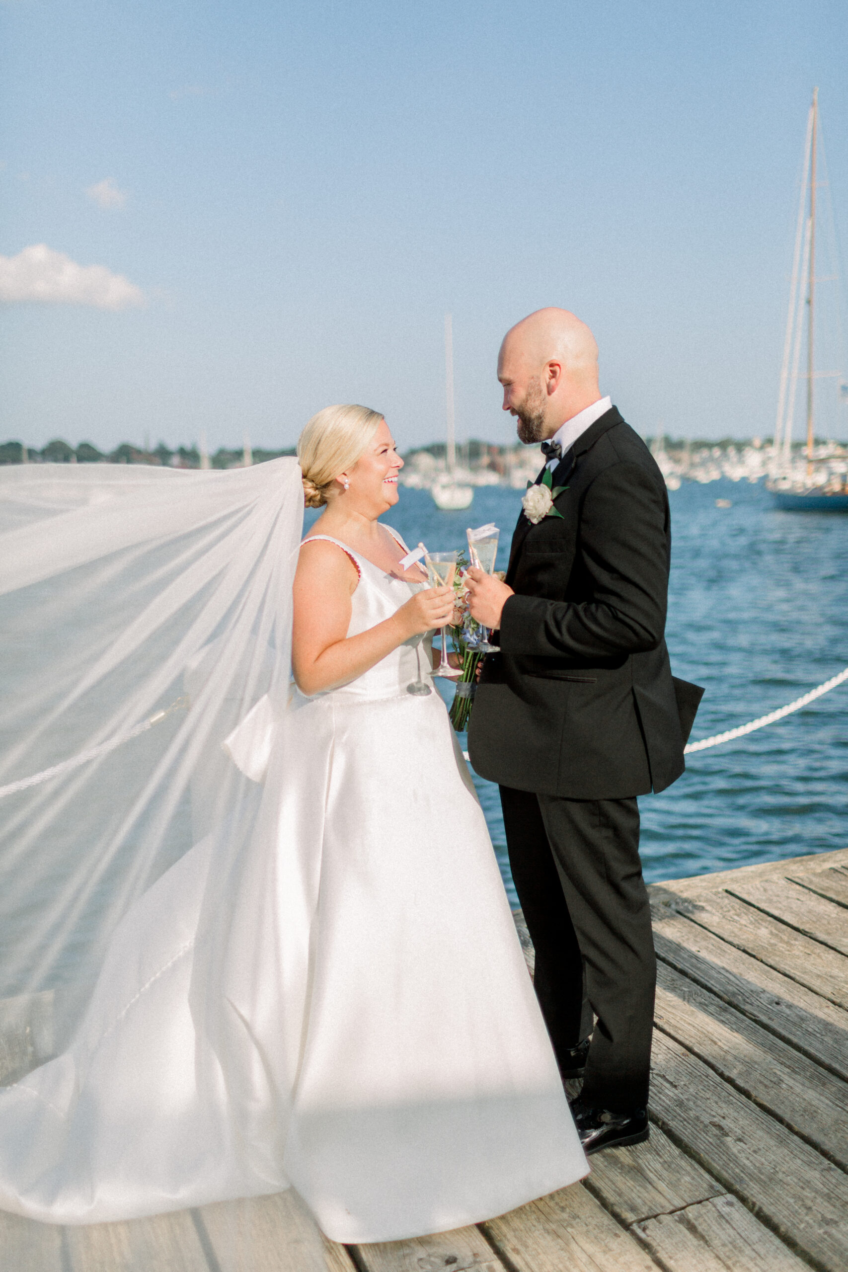 Hannah & Hunter Regatta Place Newport, RI Wedding 87 Kelly Dillon Wedding Photographer KellyDillonPhotographyRegattaPlaceWeddingPhotographyNewportRIWeddingPhotographyNewportRIWeddingPhotography87 scaled