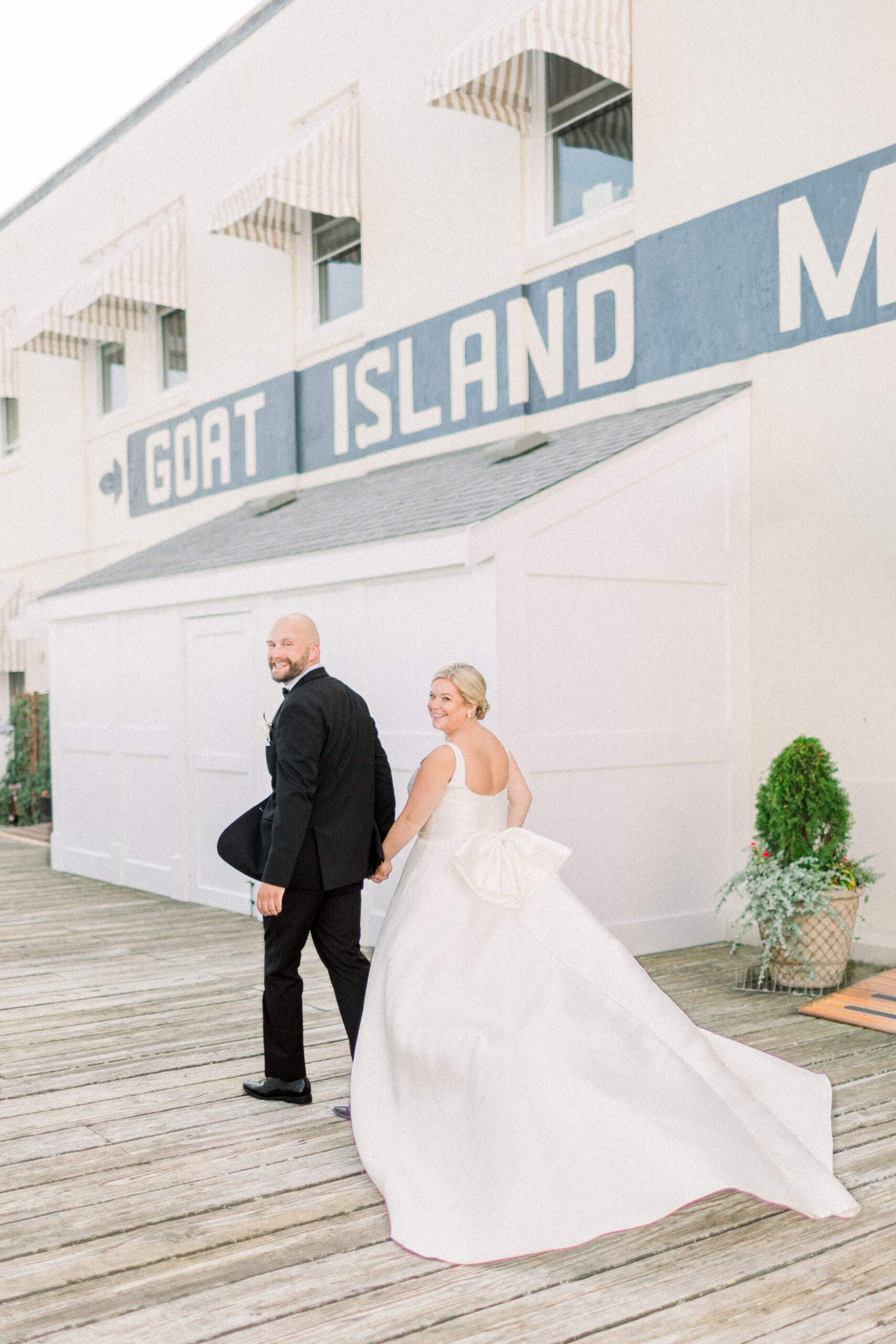 Hannah & Hunter Regatta Place Newport, RI Wedding 91 Kelly Dillon Wedding Photographer KellyDillonPhotographyRegattaPlaceWeddingPhotographyNewportRIWeddingPhotographyNewportRIWeddingPhotography91 scaled