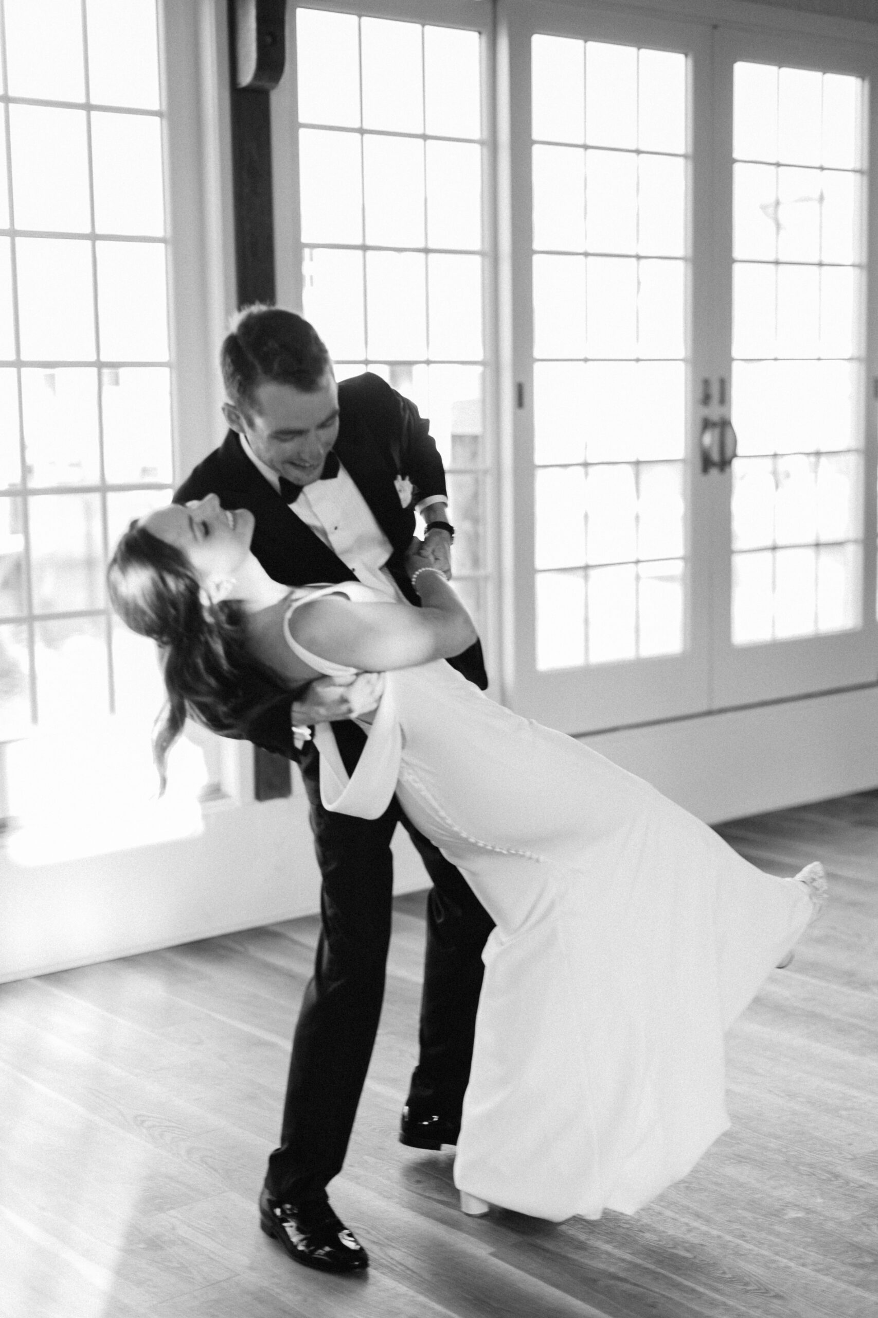 Kelly Dillon Wedding Photographer KellyDillonPhotographyWychmereWeddingPhotographyCapeCodWeddingPhotogapherCapeCodWeddingPhotography122 scaled