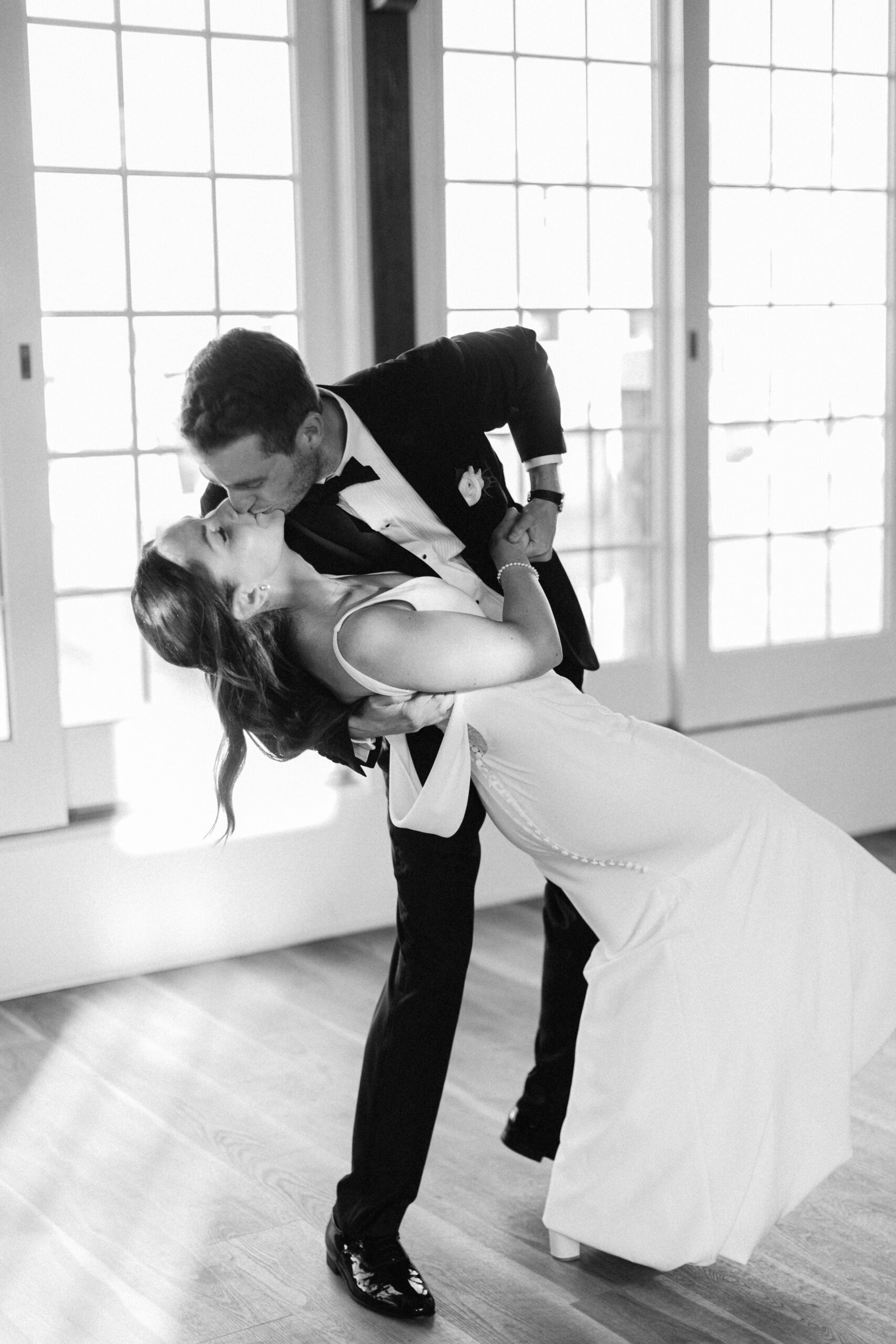 Kelly Dillon Wedding Photographer KellyDillonPhotographyWychmereWeddingPhotographyCapeCodWeddingPhotogapherCapeCodWeddingPhotography123 scaled