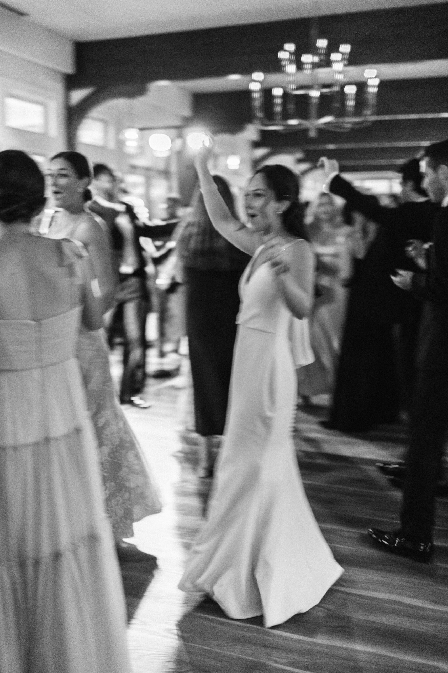 Kelly Dillon Wedding Photographer KellyDillonPhotographyWychmereWeddingPhotographyCapeCodWeddingPhotogapherCapeCodWeddingPhotography166 scaled