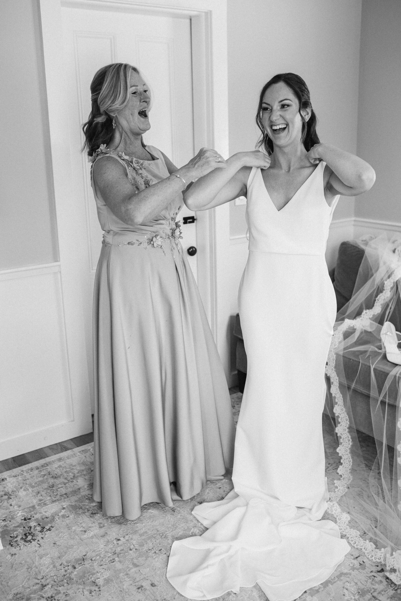 Kelly Dillon Wedding Photographer KellyDillonPhotographyWychmereWeddingPhotographyCapeCodWeddingPhotogapherCapeCodWeddingPhotography22 scaled