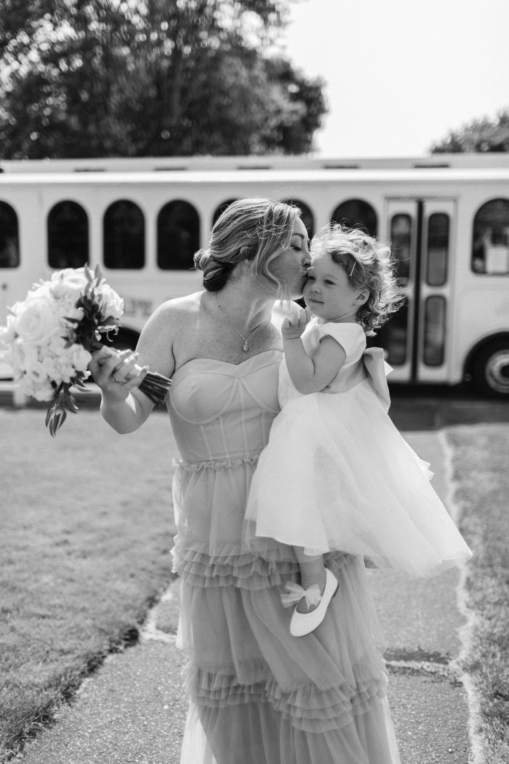 Kelly Dillon Wedding Photographer KellyDillonPhotographyWychmereWeddingPhotographyCapeCodWeddingPhotogapherCapeCodWeddingPhotography49 scaled