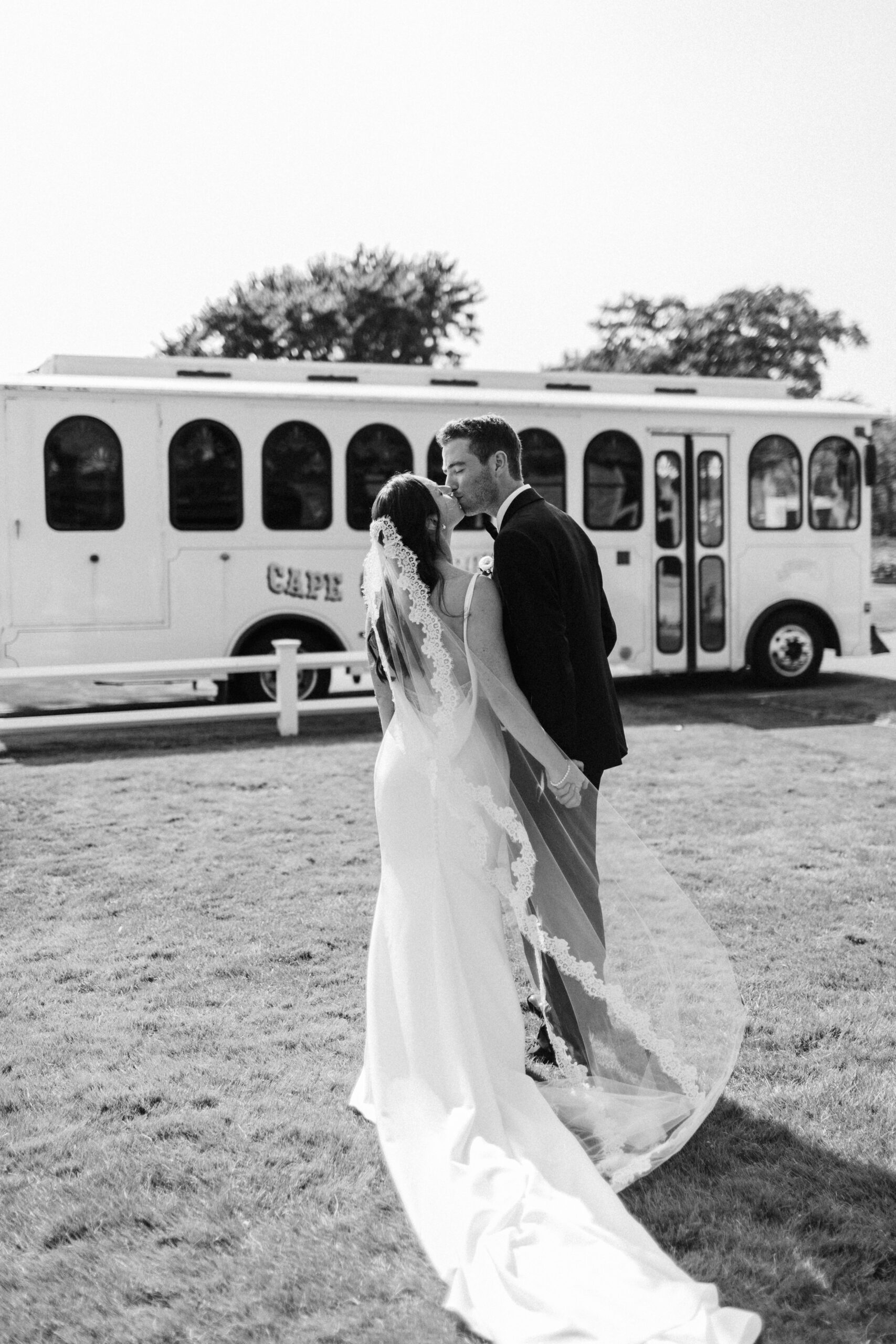 Kelly Dillon Wedding Photographer KellyDillonPhotographyWychmereWeddingPhotographyCapeCodWeddingPhotogapherCapeCodWeddingPhotography53 scaled