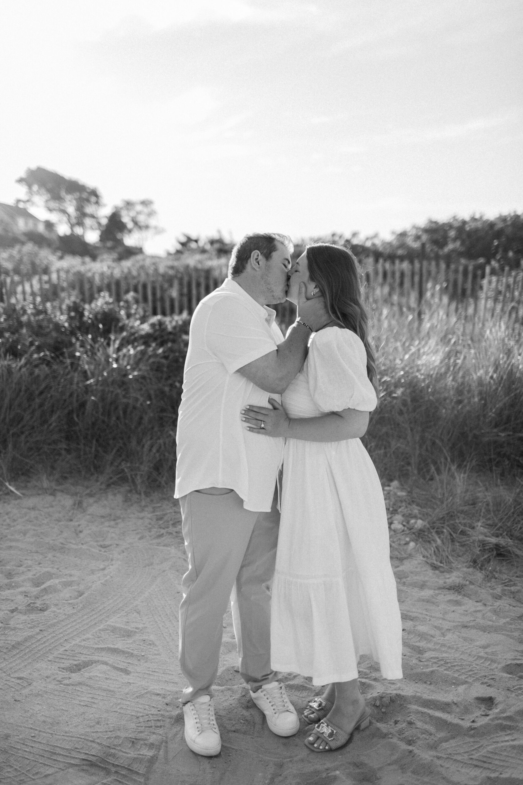 Lindsay & PAtrick Cape cod Engagement Session 30 Kelly Dillon Wedding Photographer KellyDillonPhotographyPlymouthMAEngagementSessionCapeCodWeddingPhotographerCapeCodWeddingPhotography31 scaled