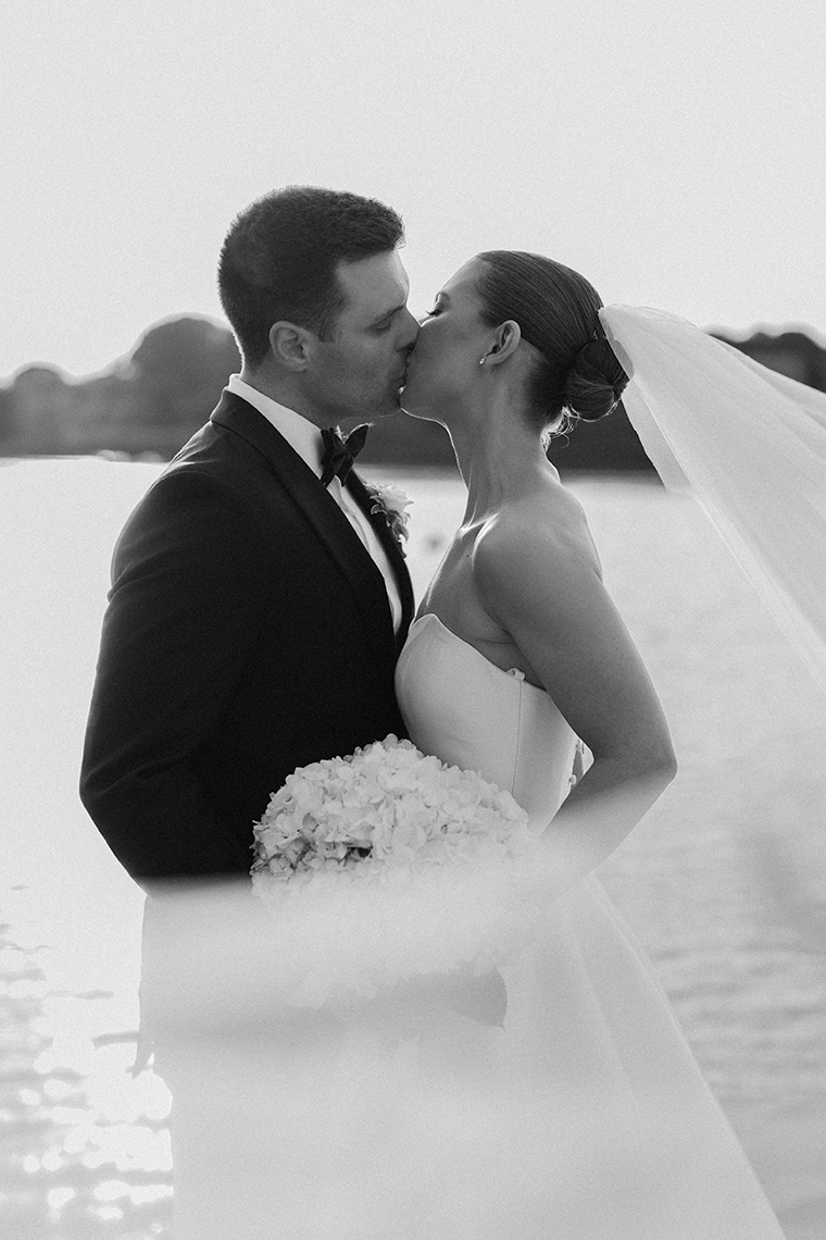 Kelly Dillon Wedding Photographer KellyDillonPhotographyBridgeStreetWeddingsMackHouseCapeCodWeddingCapeCodWeddingPhotographerCapeCodWedddingPhotography110
