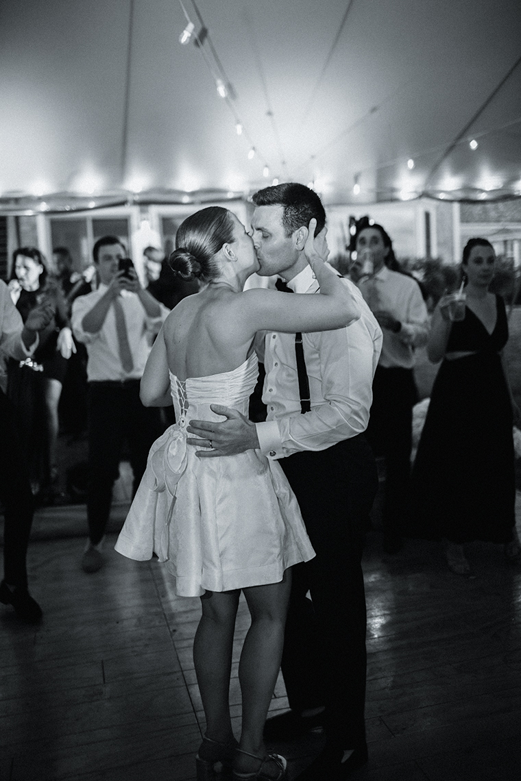Kelly Dillon Wedding Photographer KellyDillonPhotographyBridgeStreetWeddingsMackHouseCapeCodWeddingCapeCodWeddingPhotographerCapeCodWedddingPhotography135
