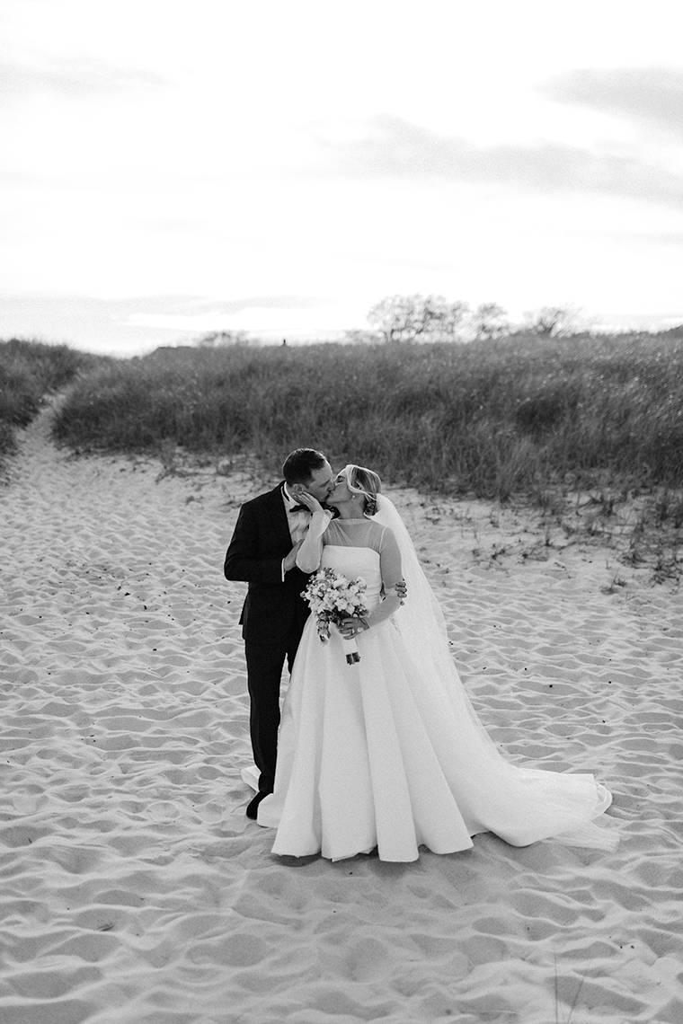 Kelly Dillon Wedding Photographer KellyDillonPhotographyChathamBeachandTennisClubCapeCodWeddingCapeCodWeddingPhotographerCapeCodWedddingPhotography107