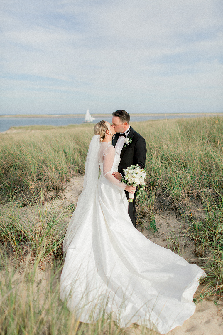 Kelly Dillon Wedding Photographer KellyDillonPhotographyChathamBeachandTennisClubCapeCodWeddingCapeCodWeddingPhotographerCapeCodWedddingPhotography2