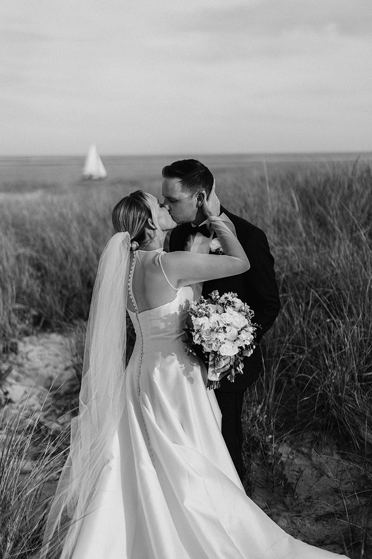 Kelly Dillon Wedding Photographer KellyDillonPhotographyChathamBeachandTennisClubCapeCodWeddingCapeCodWeddingPhotographerCapeCodWedddingPhotography89