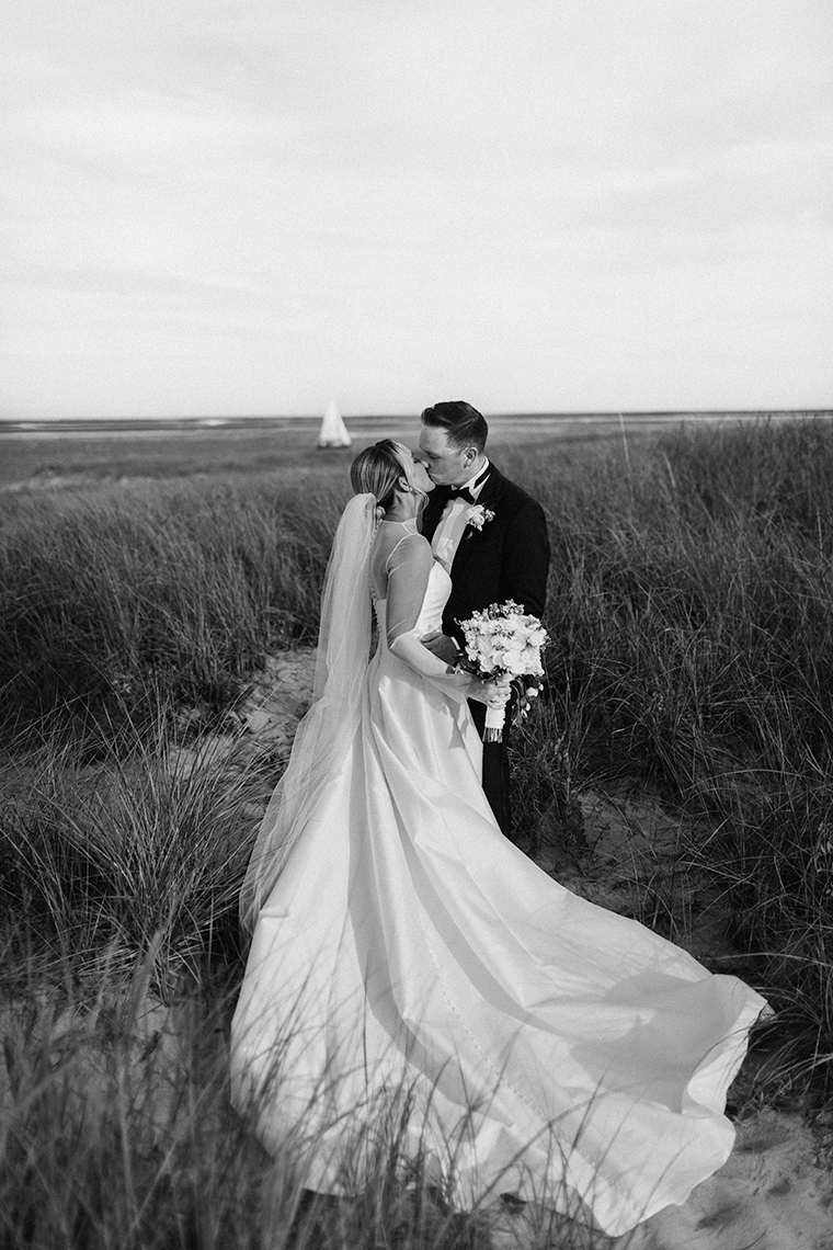 Kelly Dillon Wedding Photographer KellyDillonPhotographyChathamBeachandTennisClubCapeCodWeddingCapeCodWeddingPhotographerCapeCodWedddingPhotography91
